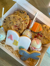 Lade das Bild in den Galerie-Viewer, Geschenkpaket "Die 1.Klasse Box"