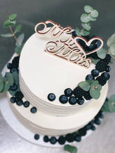 Lade das Bild in den Galerie-Viewer, Torte „Groove Chic“