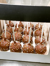 Lade das Bild in den Galerie-Viewer, Cake Pops „Zur Einschulung“ bunt
