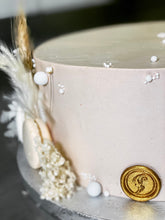 Lade das Bild in den Galerie-Viewer, Torte „Beauty“
