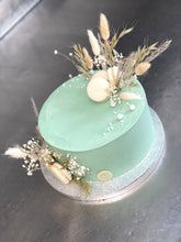 Lade das Bild in den Galerie-Viewer, Torte „Beauty“
