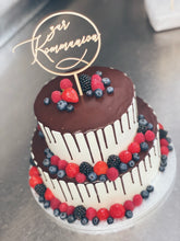 Lade das Bild in den Galerie-Viewer, Naked Cake ,,Berry" zu kirchlichen Anlässen
