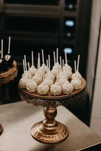 Lade das Bild in den Galerie-Viewer, Cake Pops „Braut &amp; Bräutigam“ 50 Stück lose
